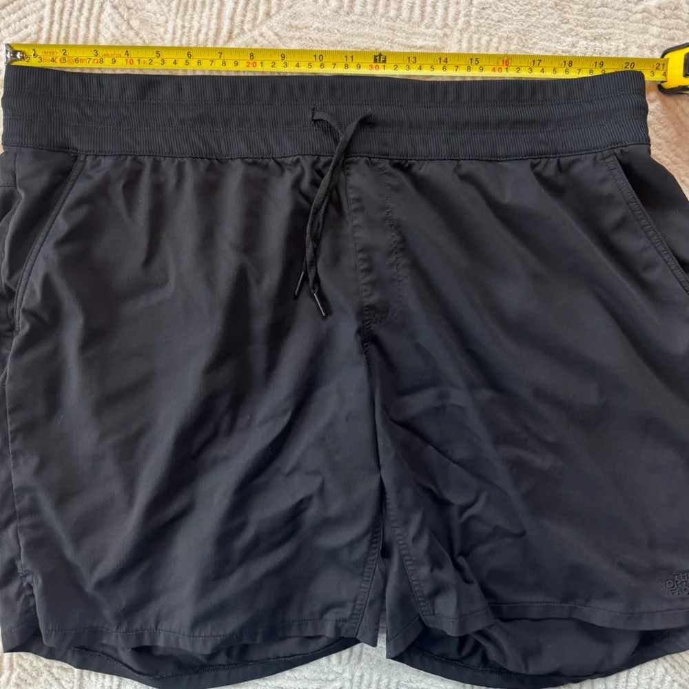 The North Face Aphrodite Motion Shorts Black XXL 2XL FlashDry Stretch Hiking